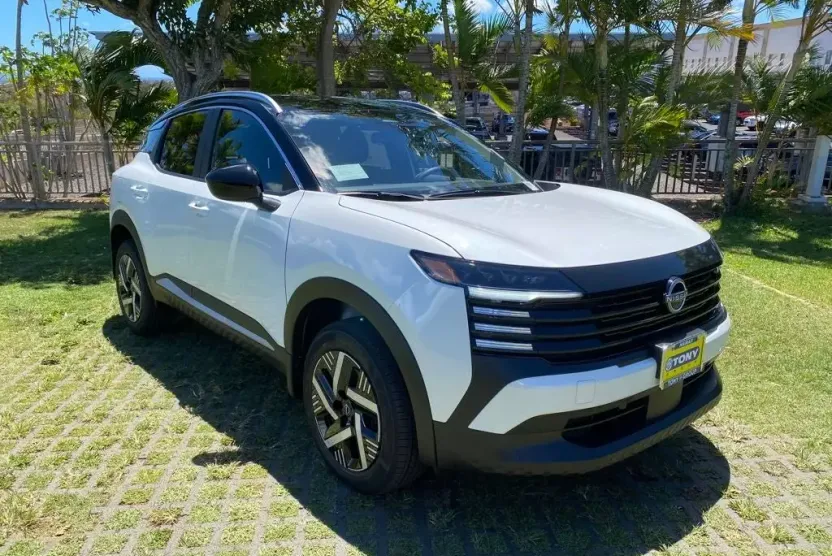 2026 Nissan Kicks SV photo 1