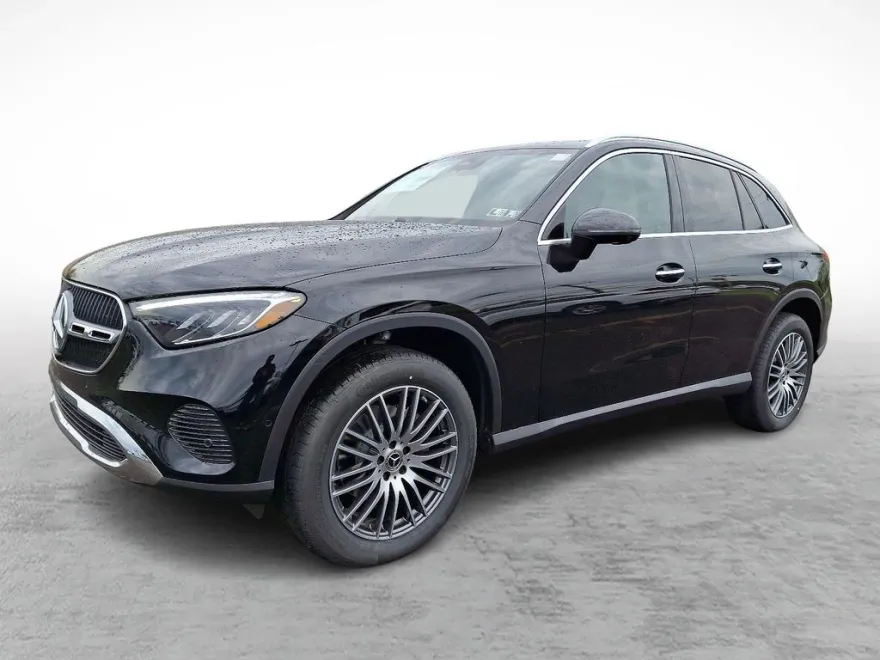2025 Mercedes Benz GLC 300 4MATIC photo 1