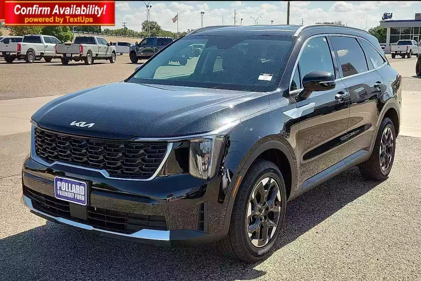 2024 Kia Sorento S photo 1