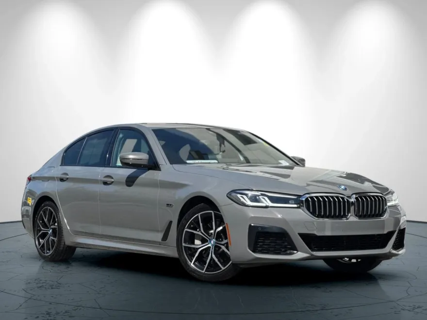 2022 Bmw 530e photo 1