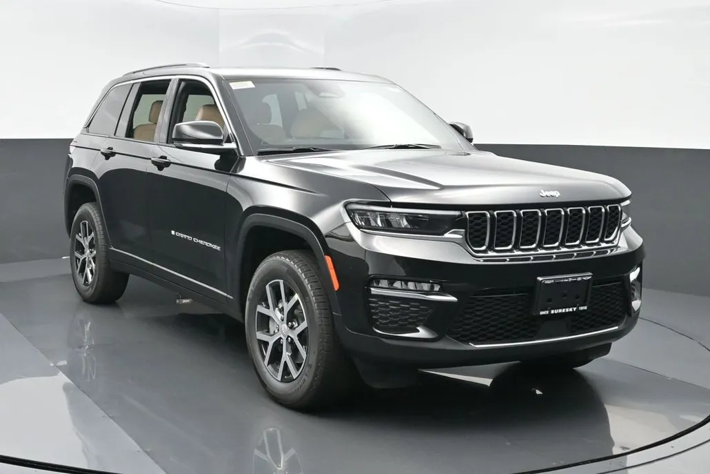 2025 Jeep Grand Cherokee Limited photo 1