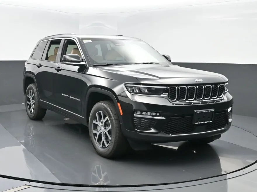 2025 Jeep Grand Cherokee Limited photo 1