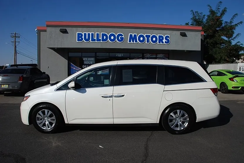 2016 Honda Odyssey EX-L photo 1