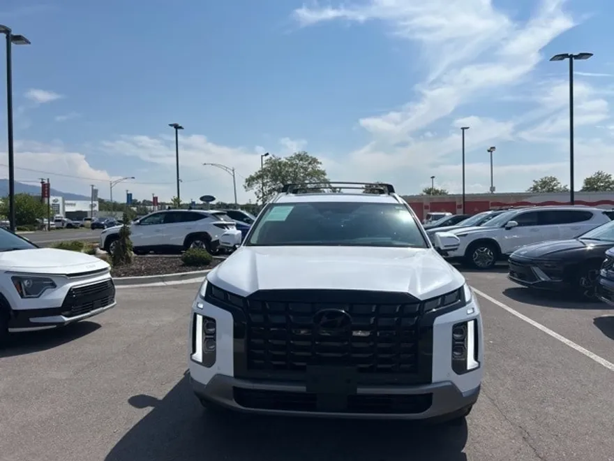2024 Hyundai Palisade Limited photo 1