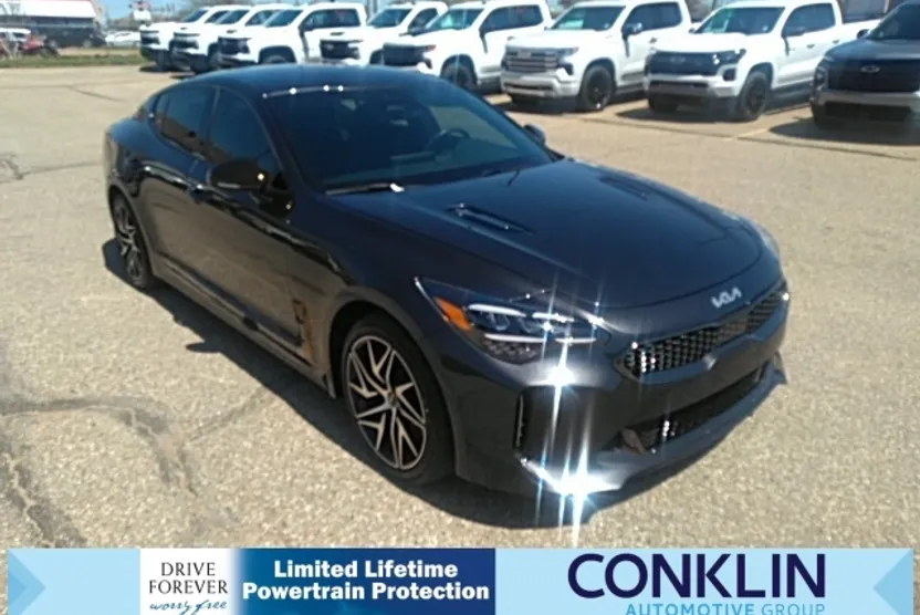 2023 Kia Stinger GT-Line photo 1