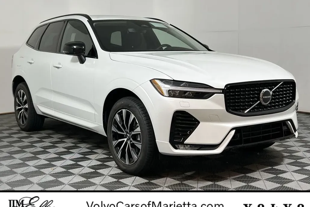 2025 Volvo XC60 B5 Core photo 1
