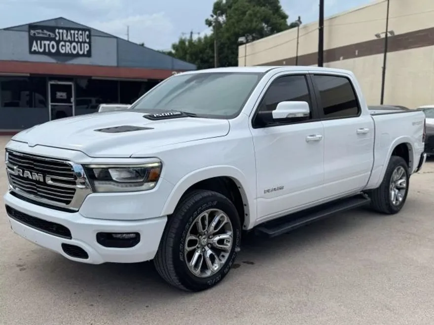 2022 Ram 1500 Laramie photo 1