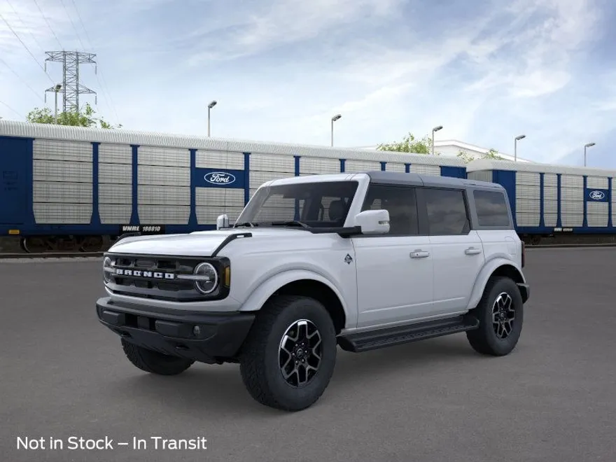 2025 Ford Bronco Outer Banks photo 1