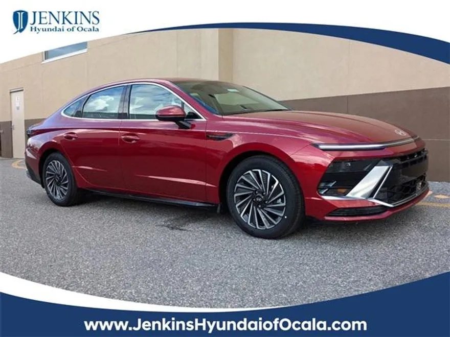 2025 Hyundai Sonata Hybrid SEL photo 1