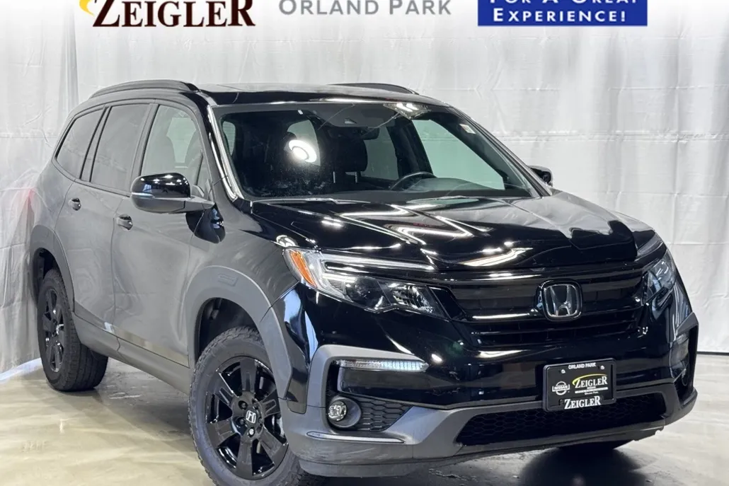 2022 Honda Pilot TrailSport photo 1