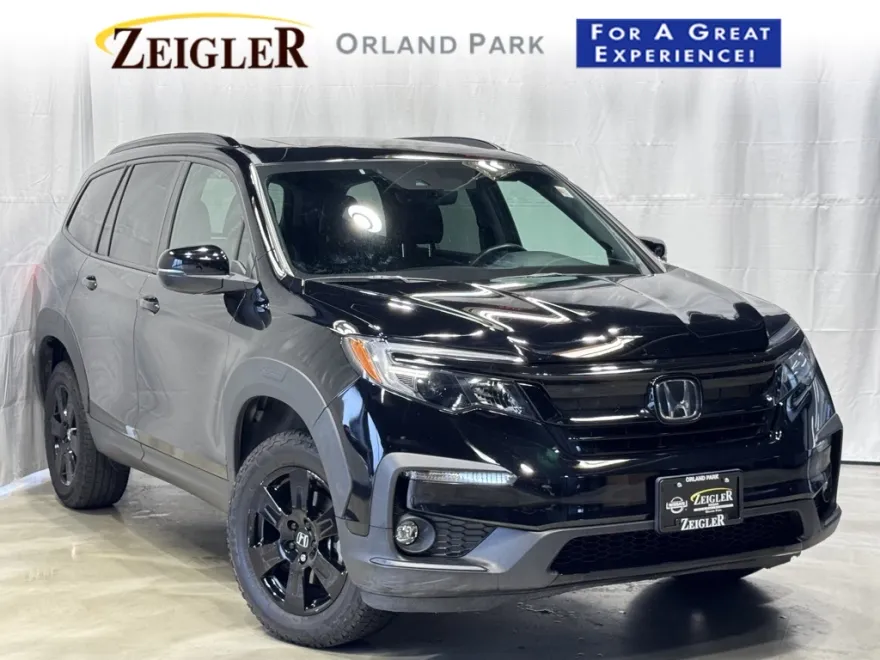 2022 Honda Pilot TrailSport photo 1