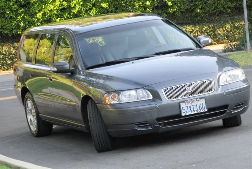 2007 Volvo V70 2.4 photo 1
