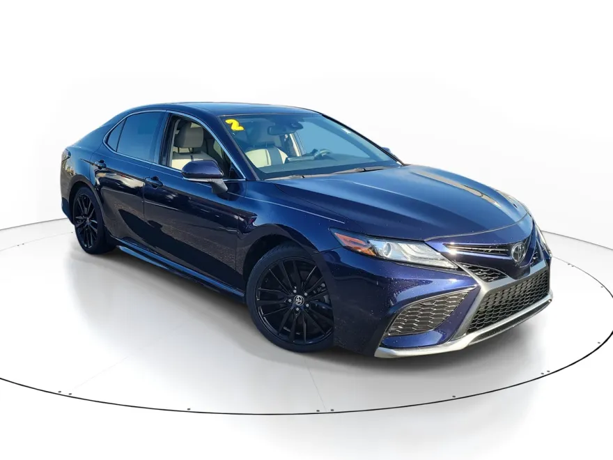 2022 Toyota Camry XSE photo 1