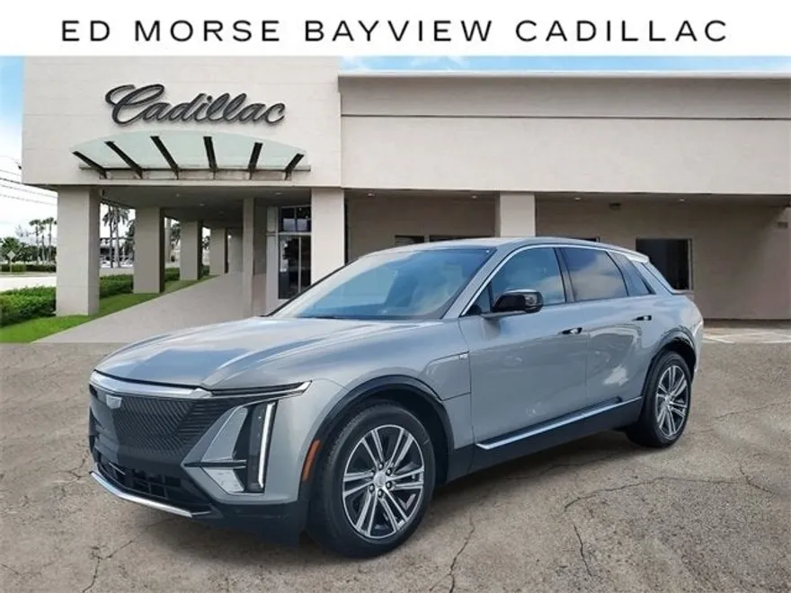 2025 Cadillac Lyriq Luxury photo 1