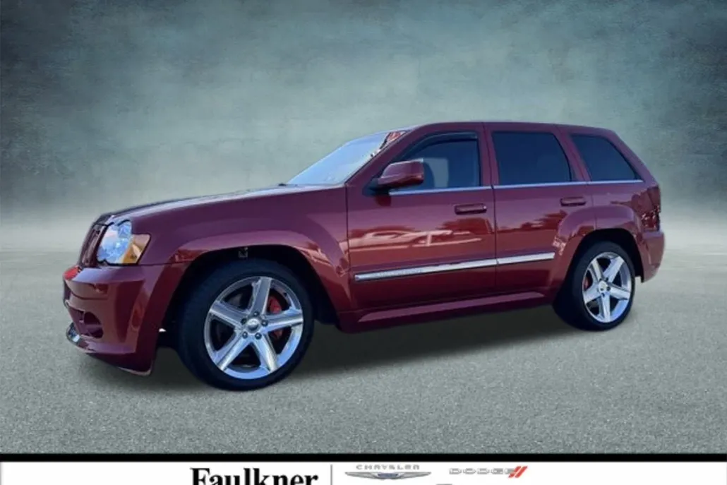 2010 Jeep Grand Cherokee photo 1