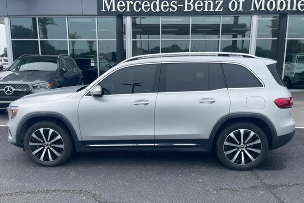 2021 Mercedes Benz GLB 250 photo 1