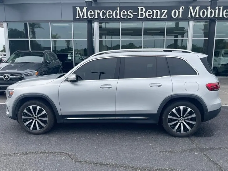 2021 Mercedes Benz GLB 250 photo 1
