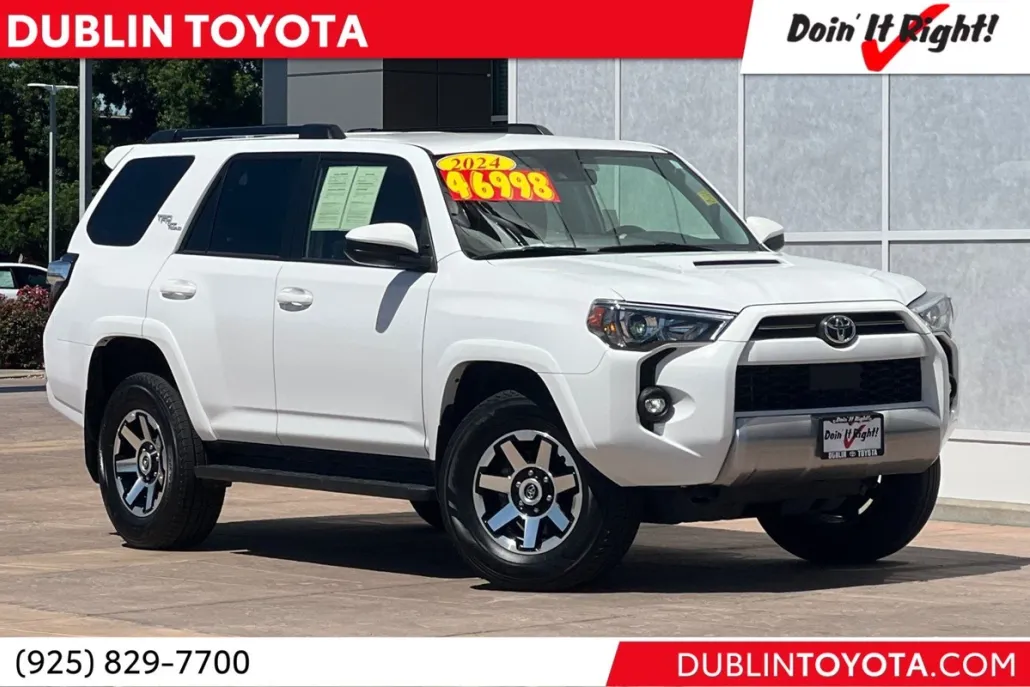 2024 Toyota 4Runner TRD Off-Road photo 1