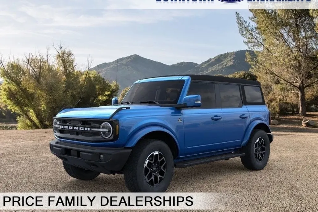 2024 Ford Bronco Outer Banks photo 1