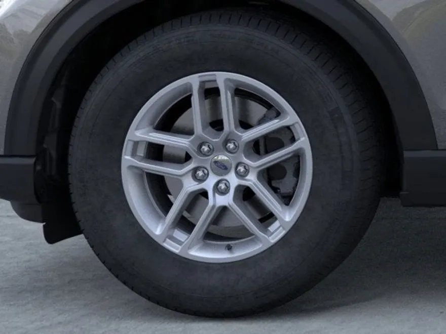 2025 Ford Explorer photo 1