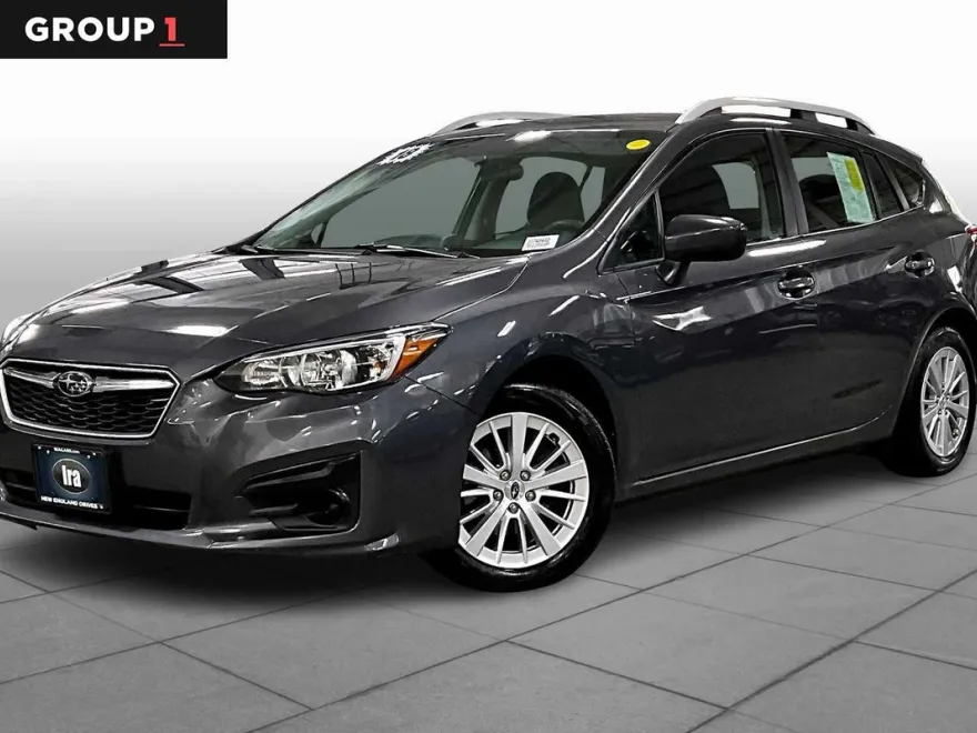 2018 Subaru Impreza 2.0i Premium photo 1
