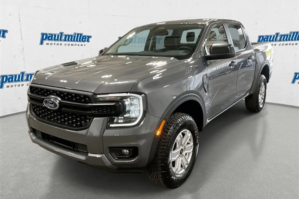 2025 Ford Ranger XL photo 1
