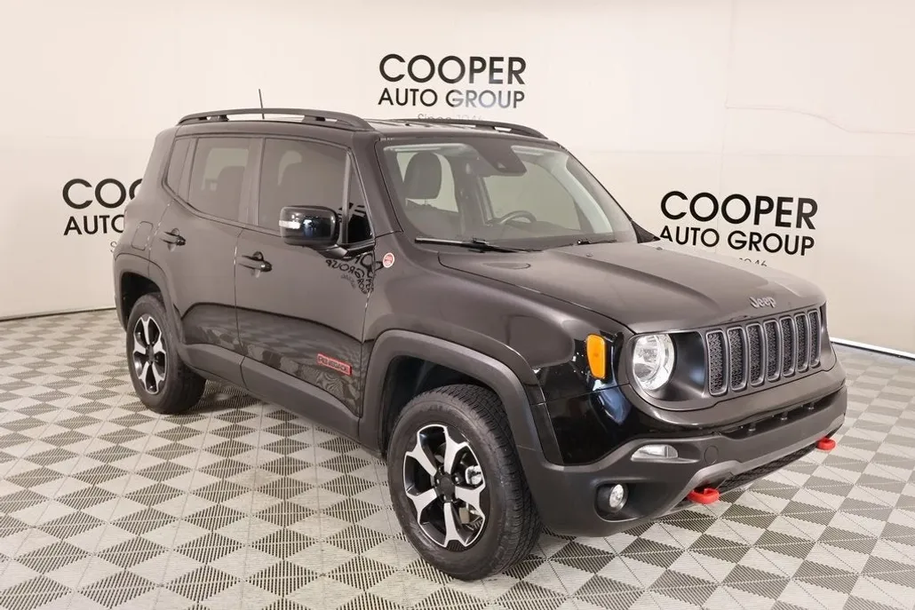 2022 Jeep Renegade Trailhawk photo 1