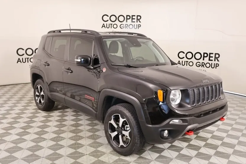 2022 Jeep Renegade Trailhawk photo 1