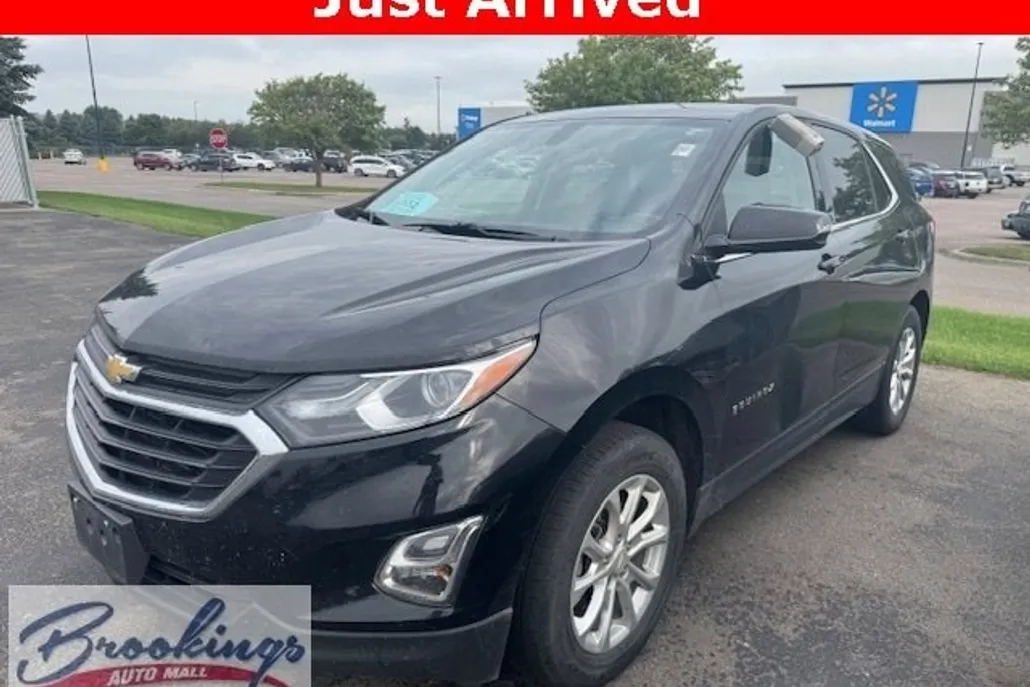 2018 Chevrolet Equinox LT photo 1