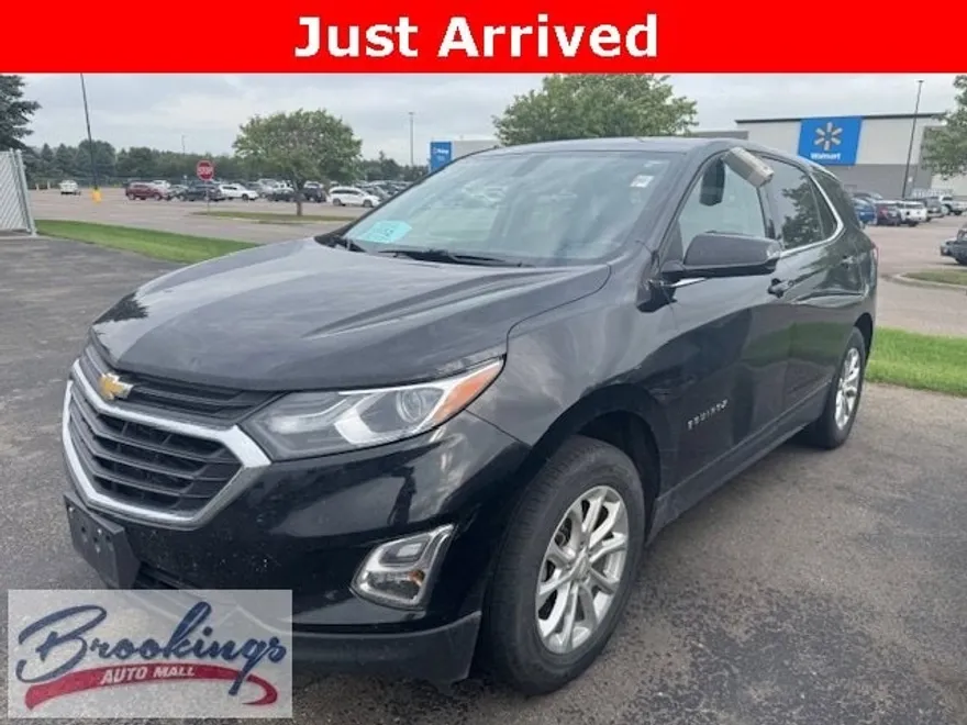 2018 Chevrolet Equinox LT photo 1