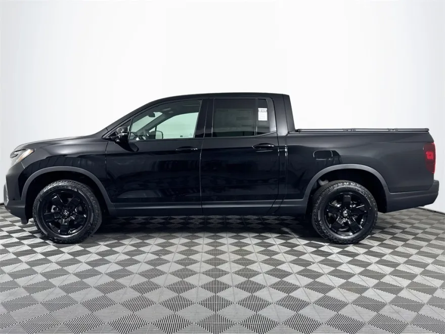 2025 Honda Ridgeline Black Edition photo 1
