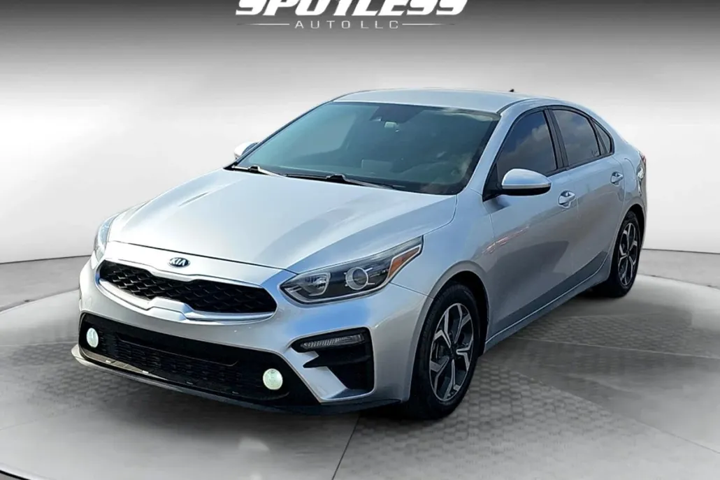 2019 Kia Forte LXS photo 1