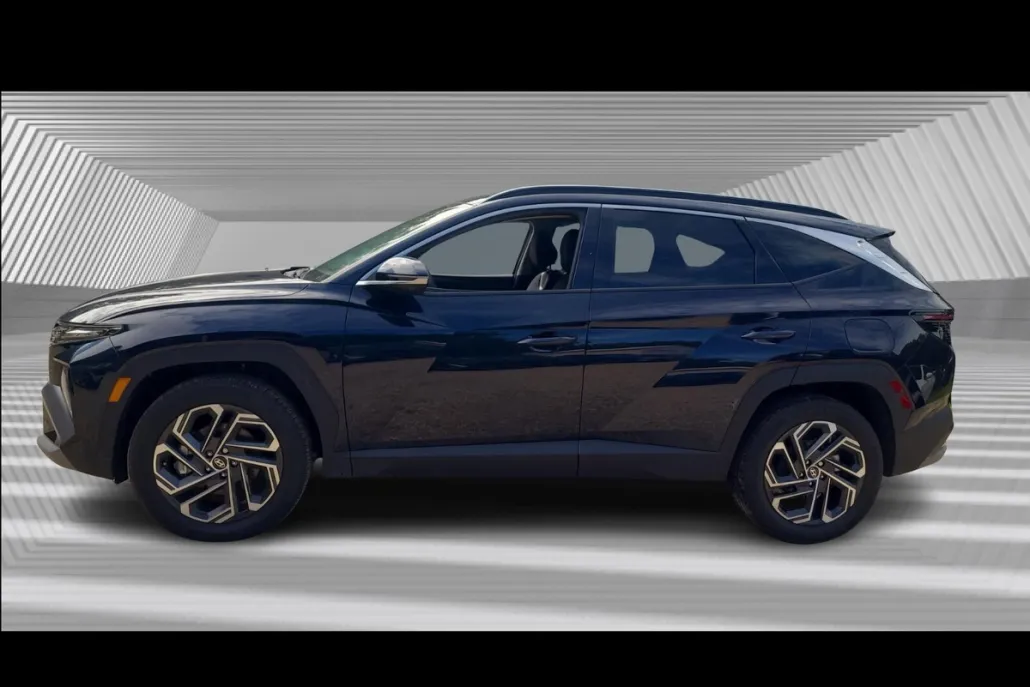 2025 Hyundai Tucson Hybrid Limited photo 1