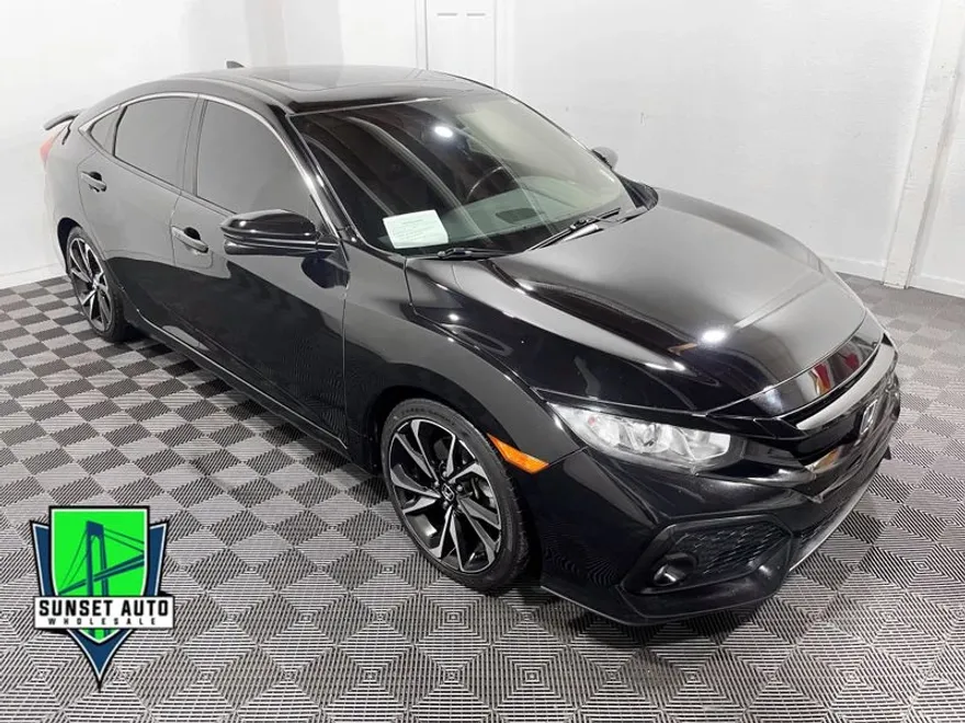2018 Honda Civic photo 1