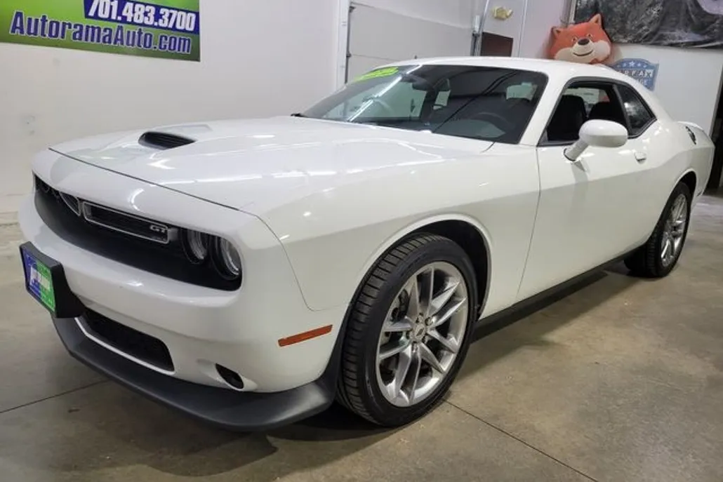 2023 Dodge Challenger GT photo 1