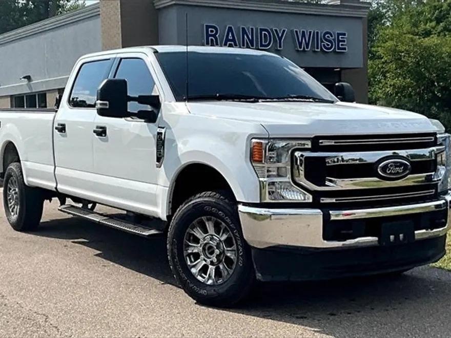 2022 Ford F-250 XLT photo 1