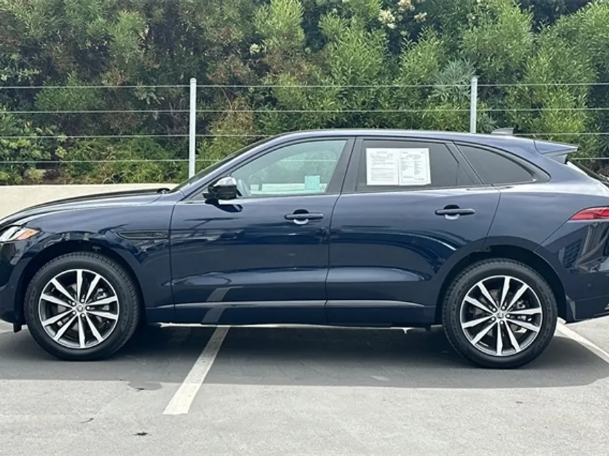 2025 Jaguar F-PACE P250 R-Dynamic S photo 1