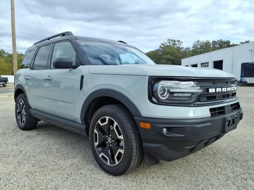 2022 Ford Bronco Sport Outer Banks photo 1