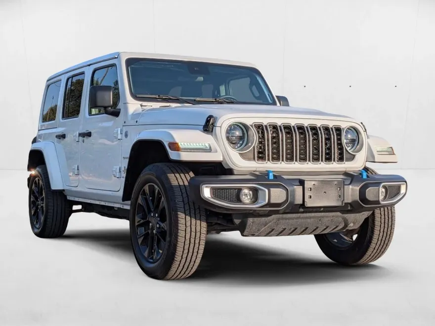2024 Jeep Wrangler 4xe Sahara photo 1