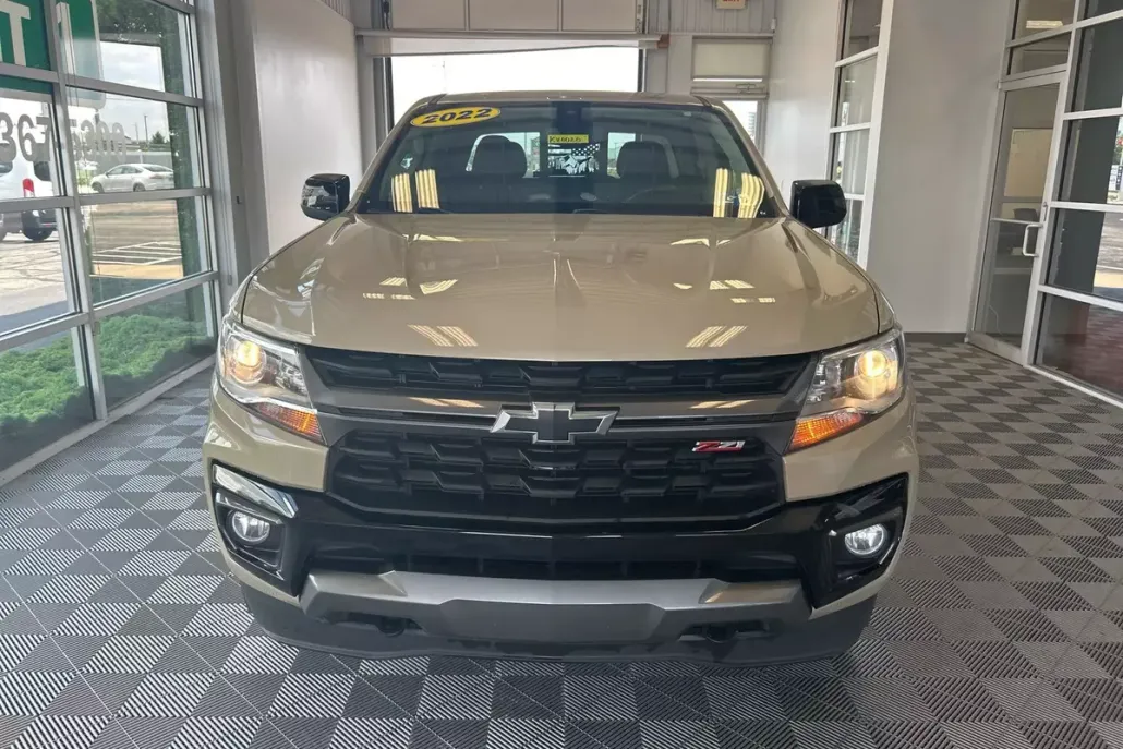 2022 Chevrolet Colorado Z71 photo 1