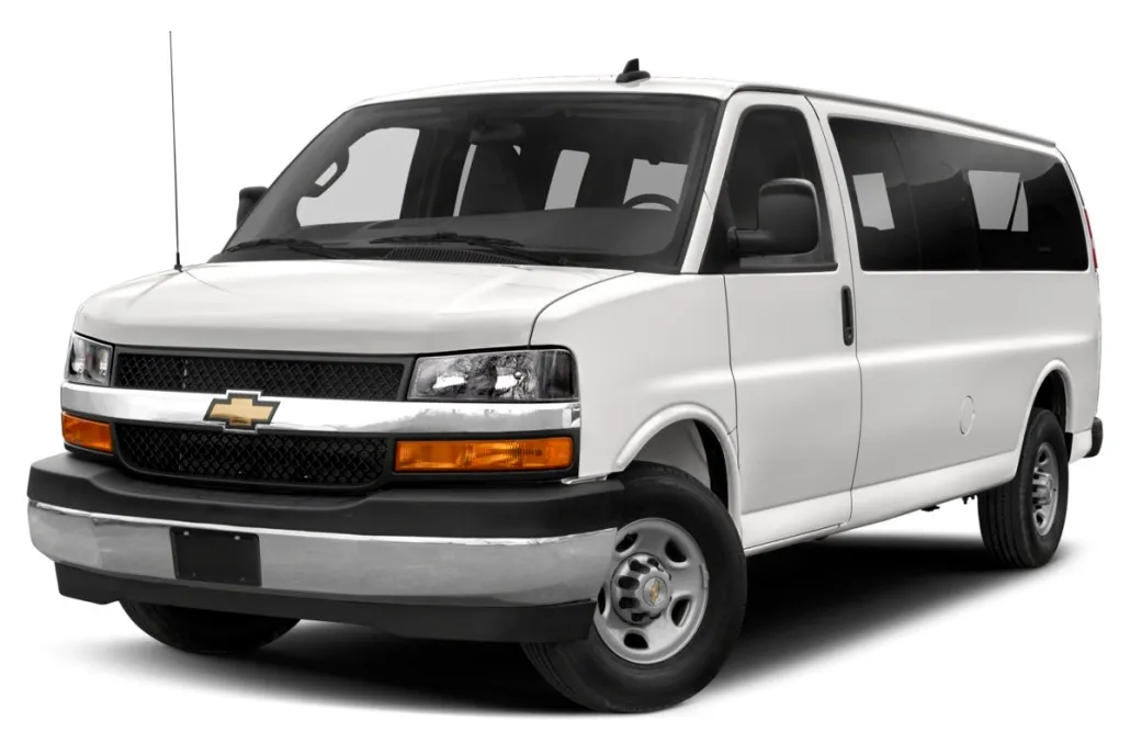 2019 Chevrolet Express 3500 LT photo 1