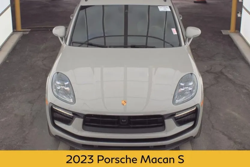2023 Porsche Macan S photo 1