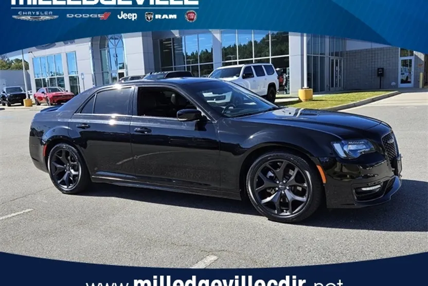 2022 Chrysler 300 S photo 1