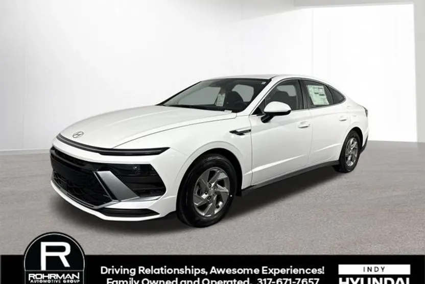 2025 Hyundai Sonata SE photo 1