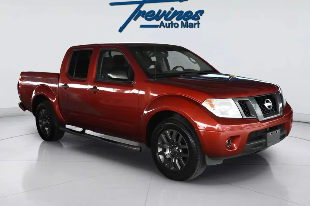 2012 Nissan Frontier SV photo 1