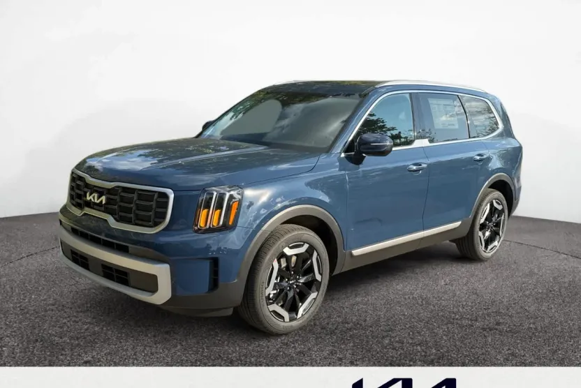 2025 Kia Telluride S photo 1