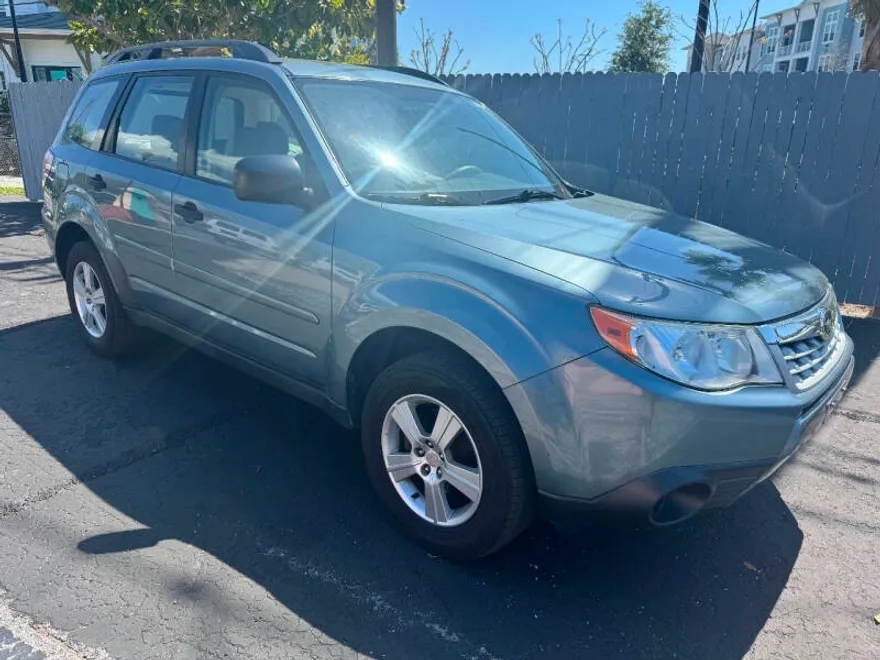 2011 Subaru Forester 2.5X photo 1