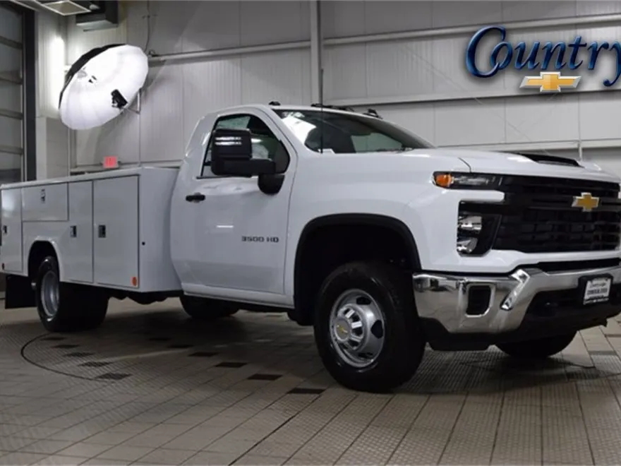 2025 Chevrolet Silverado 3500HD Work Truck photo 1