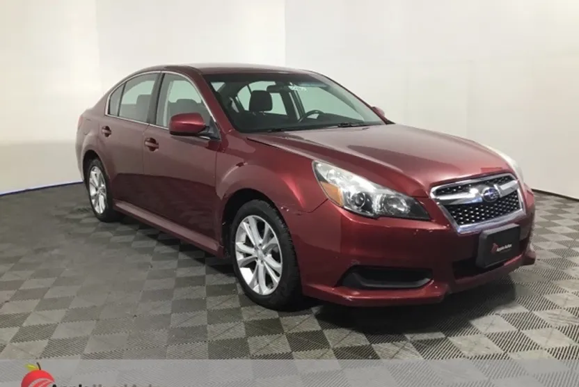 2013 Subaru Legacy 2.5i photo 1