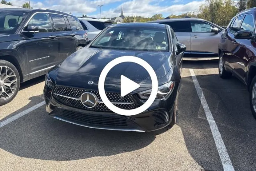 2025 Mercedes Benz CLA 250 4MATIC photo 1